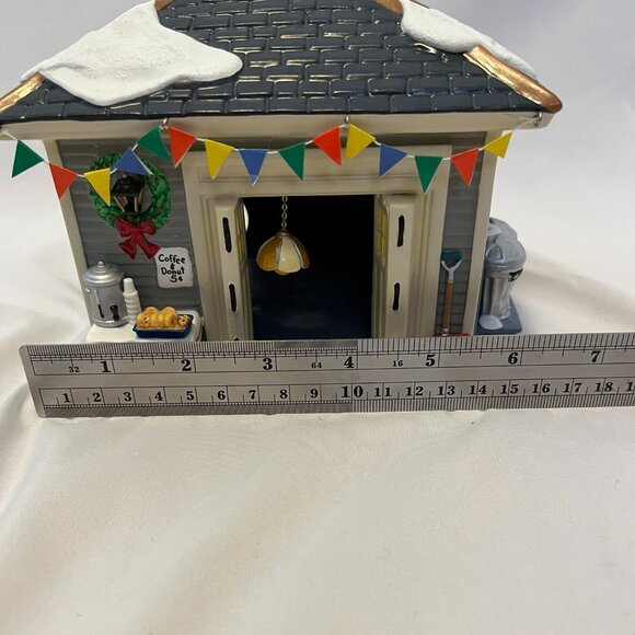 Dept 56 Snow Village – “Another Man’s Treasure” Lighted Garage w/accessories - Picture 16 of 16